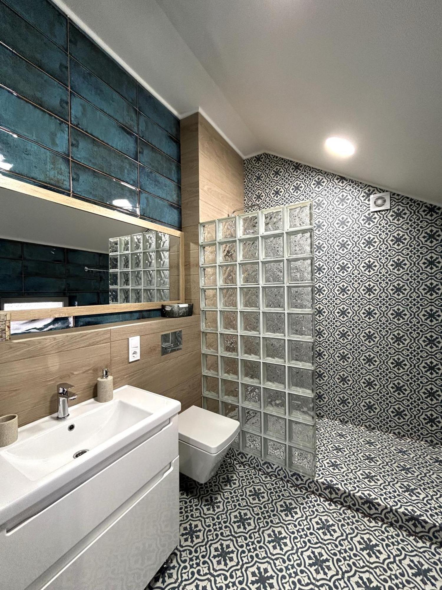 Modern Apartment In The City Center Leopoli Esterno foto