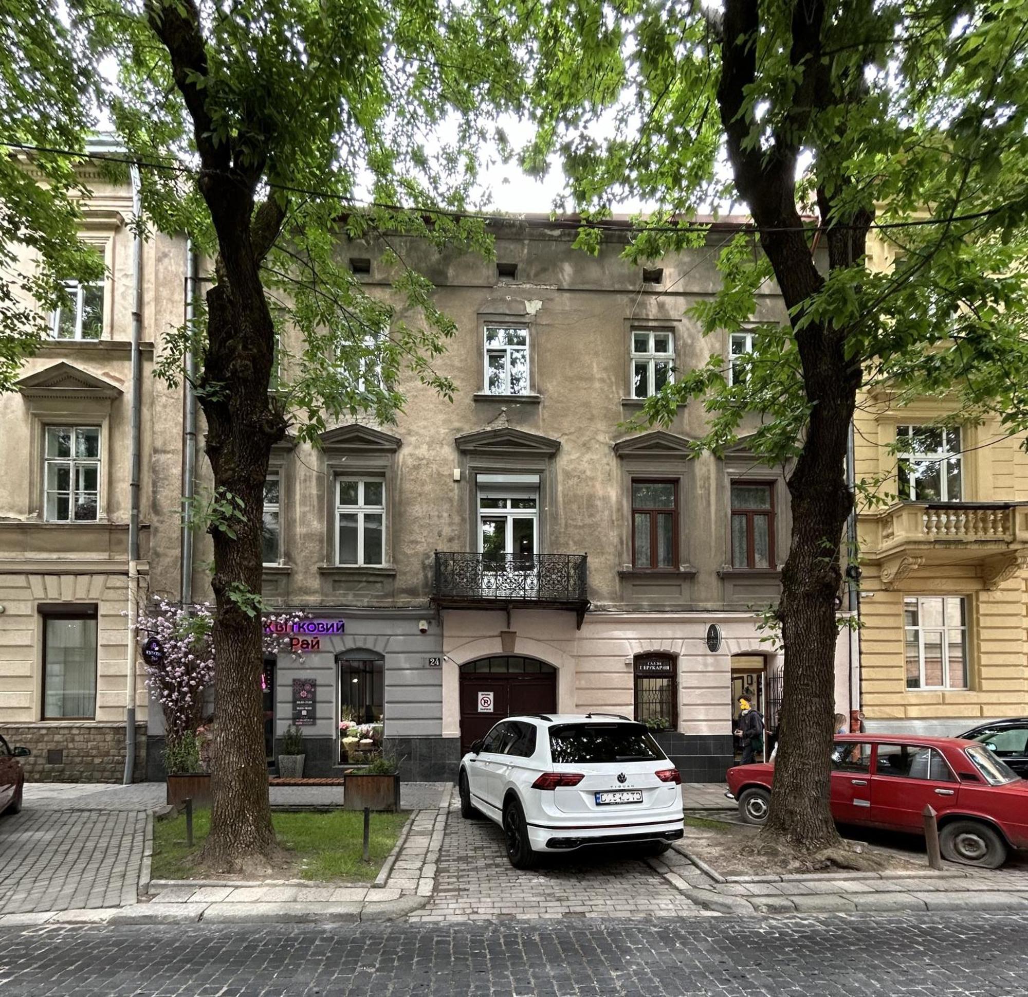 Modern Apartment In The City Center Leopoli Esterno foto